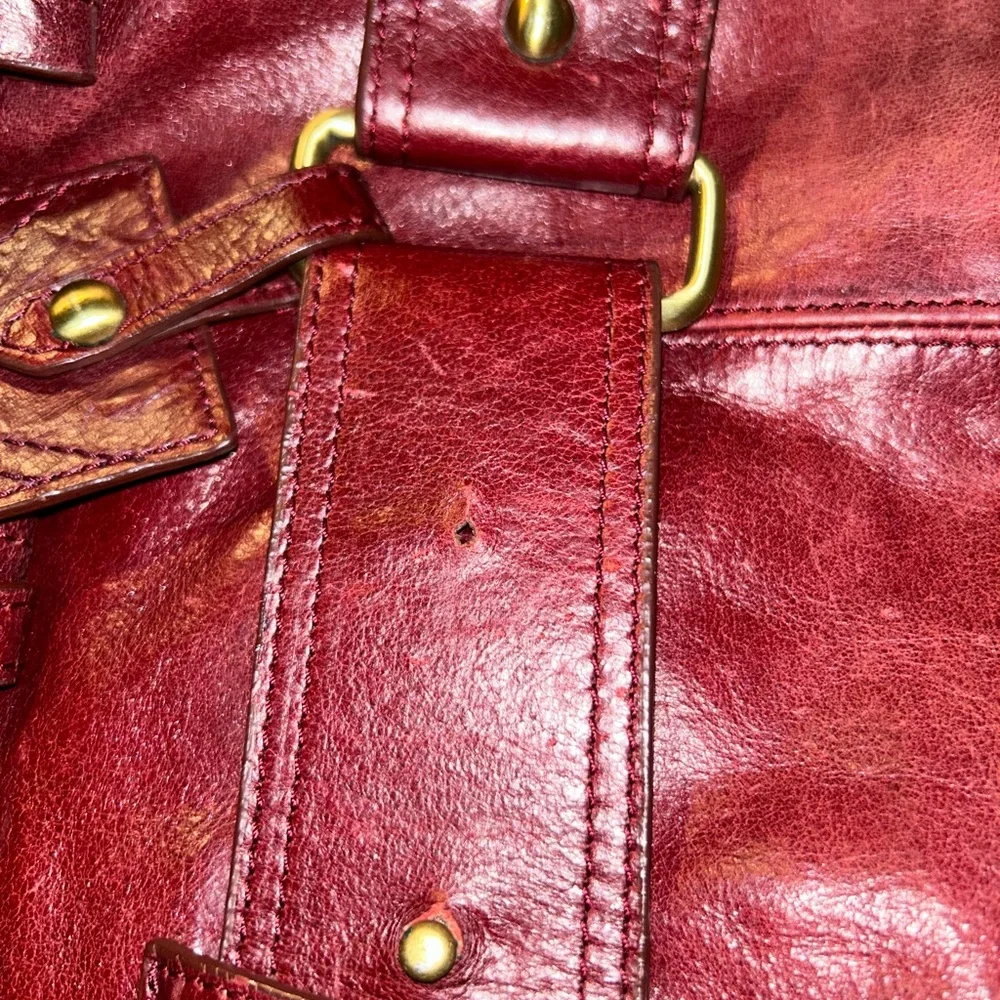 EUC VICTOR Alfaro Leather Handbag